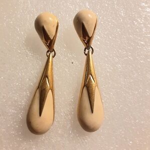 Vintage Monet Gold Tone With Cream White Enamel Earring's